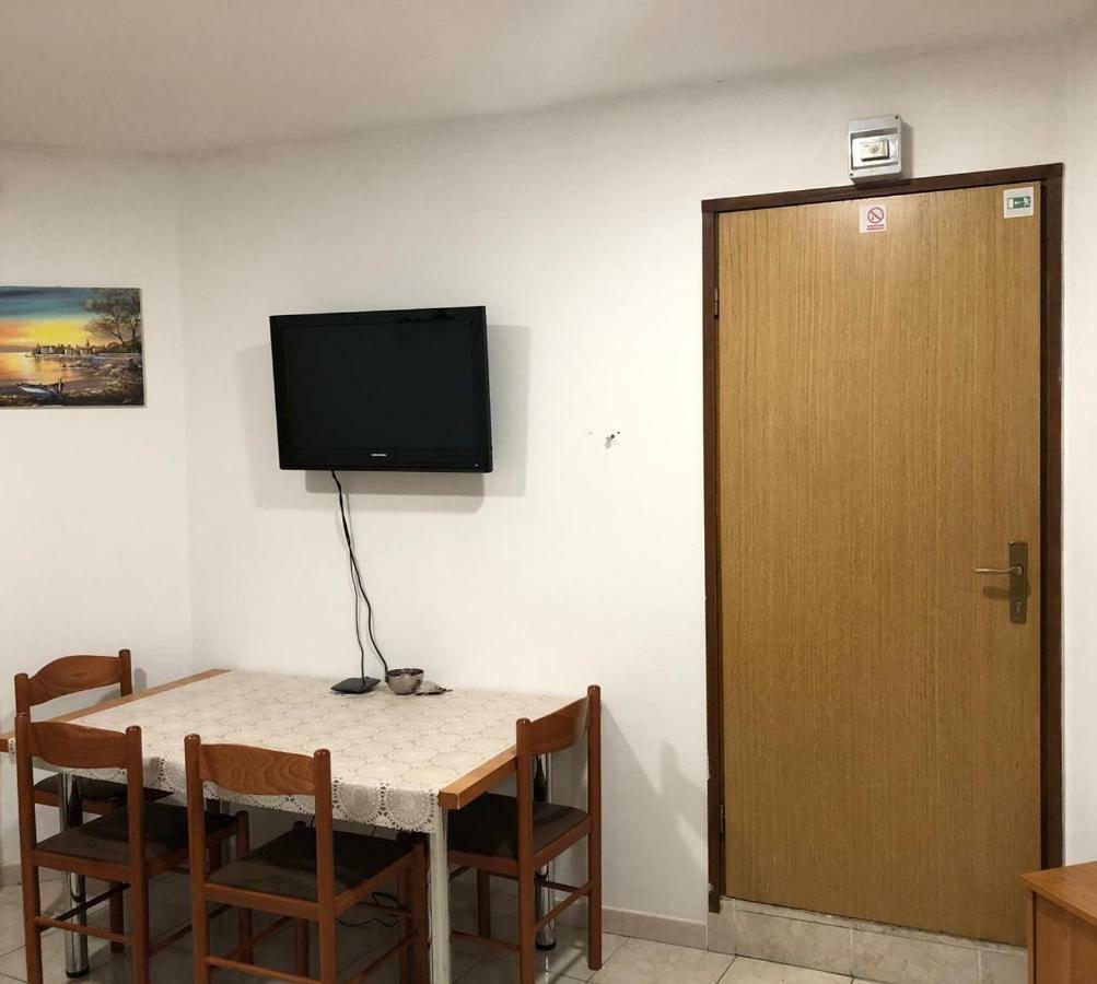Apartmaji Carpaccio Koper Apartment Exterior foto